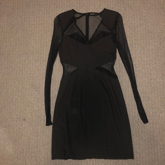 Black Guess Dress; Size 4 - Picture 2 of 4